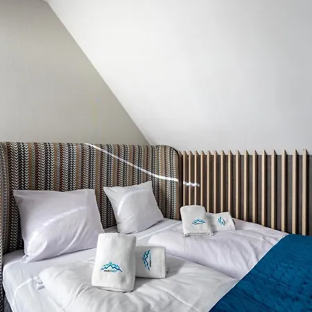 Park A25 -z Dostepem Do Basenu, Sauny, Jacuzzi, Silowni 스클라르스카포렘바