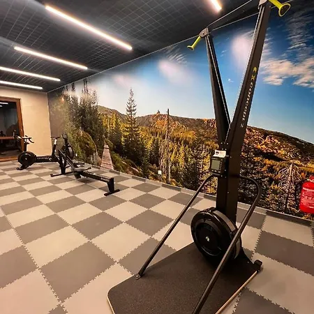 Park A25 -z Dostepem Do Basenu, Sauny, Jacuzzi, Silowni * 스클라르스카포렘바